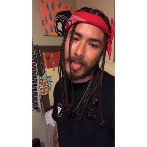 Meet your Posher, Claudio